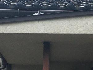 富山市の玄関ポーチ補修・内装工事　大雪による破損箇所も雨漏れ跡があった天井も綺麗に修復できました！