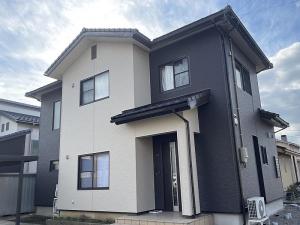 富山市の外壁サイディング工事　コウモリ被害に悩んでいた外壁もカバー工法で輝きを取り戻しました！