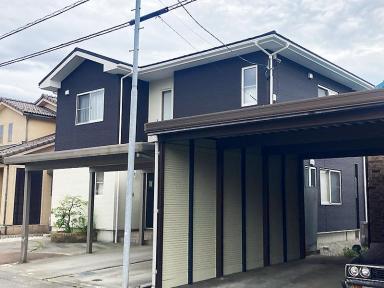 富山市の外壁・屋根カバー工事 光による多色感が豊かなサイディングを施行しました!