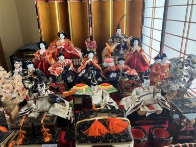 【ガイソー富山店】月遅れのひな祭りと、春のお住まいメンテナンス